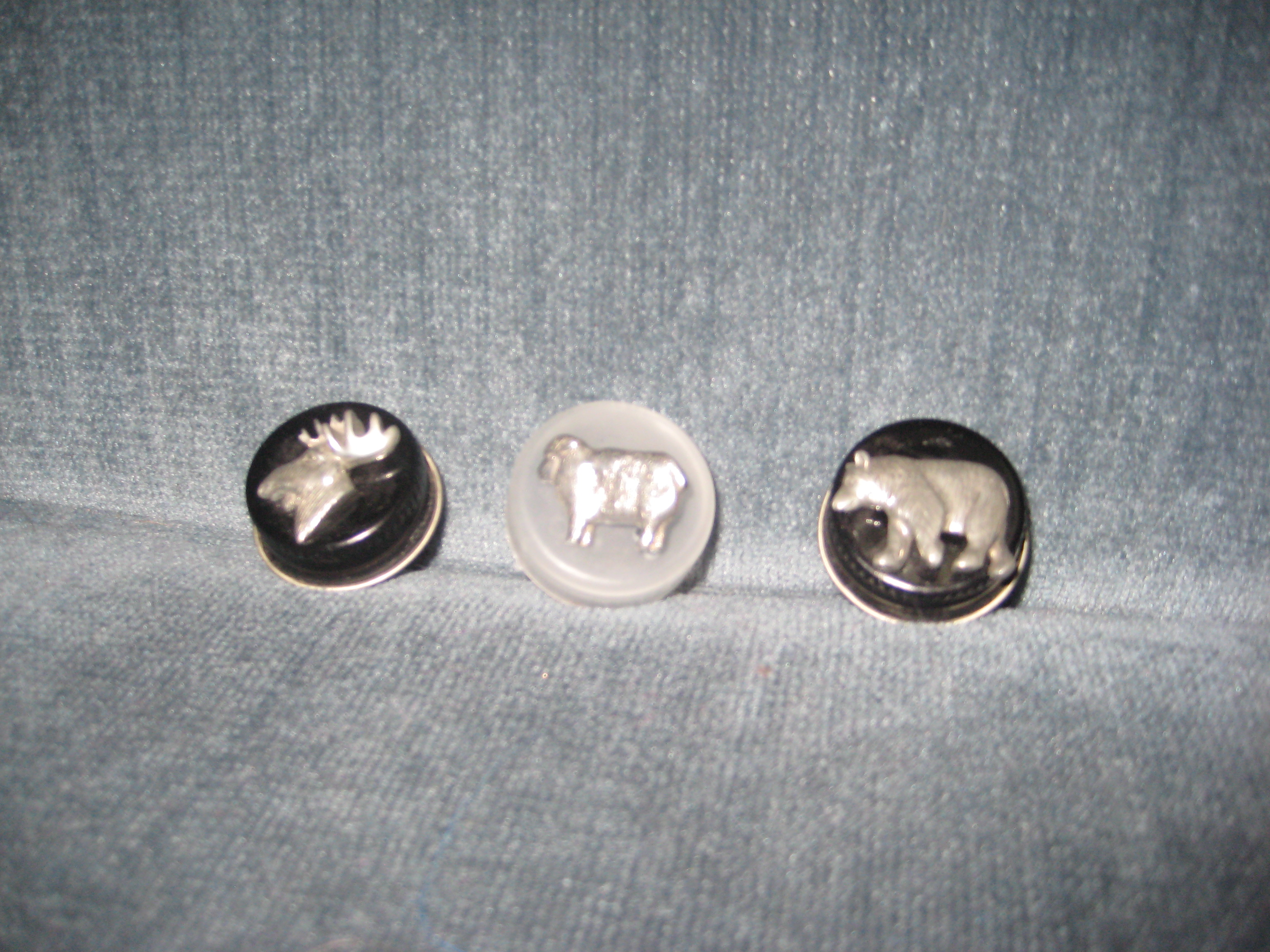 Pewter buttons - set of 10 moose-sheep bear Pewter buttons - set of 10 moose-sheep bear